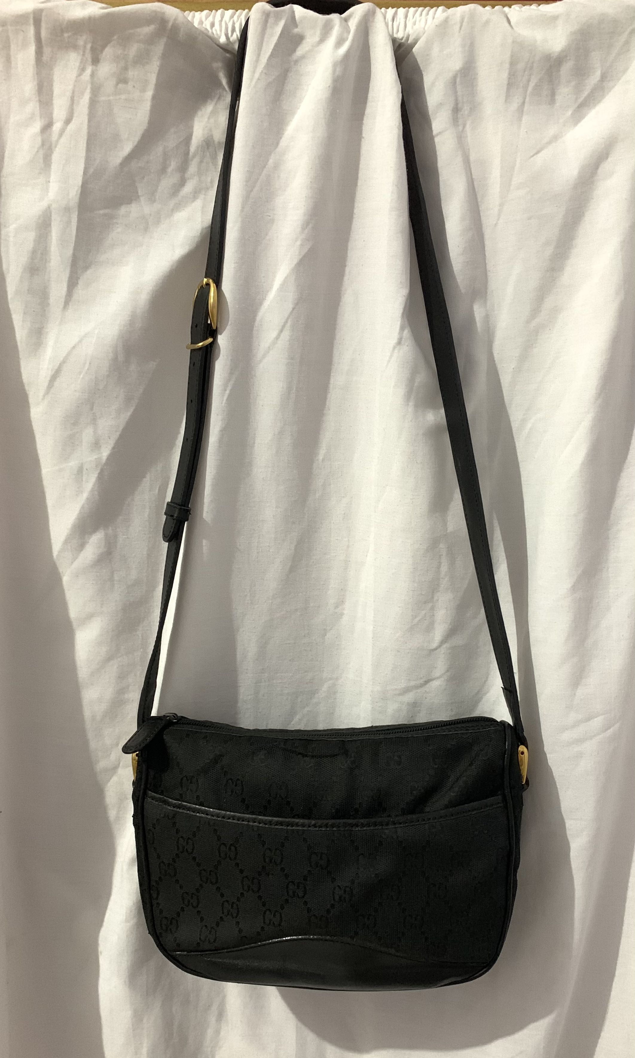 gucci vintage canvas