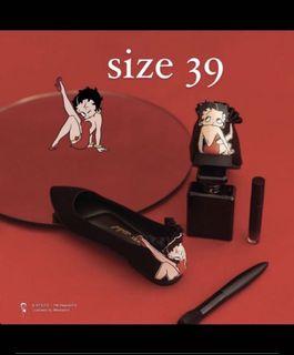 Betty Boop Ittaherl Maxi Pointy Shoes