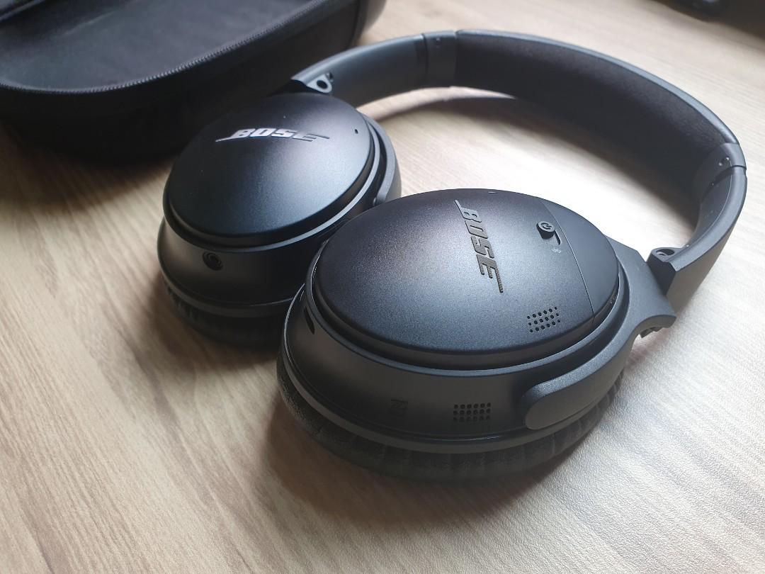 Bose QuietComfort QC35 II Wireless Over Ear Noise 60 OFF