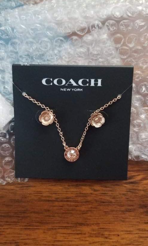 coach open circle necklace and tea rose stud set