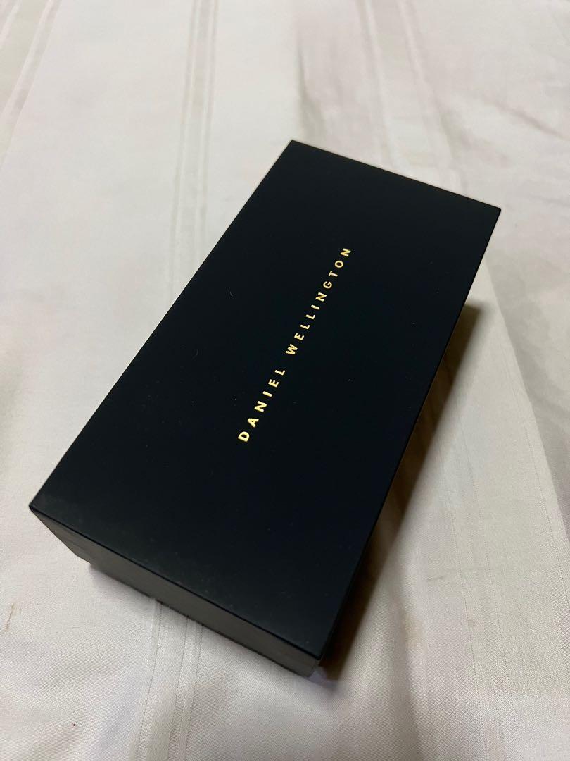 Daniel wellington cheap boxing day