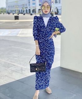 (Category: ) located in . Submitted by garderobe.kl (Listing ID 1124118137, Image 1). Description: .