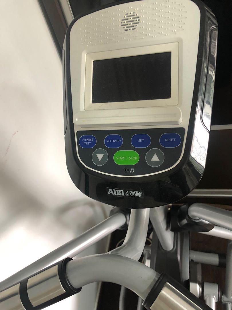 Elliptical trainer for sale, Sports Equipment, Exercise & Fitness