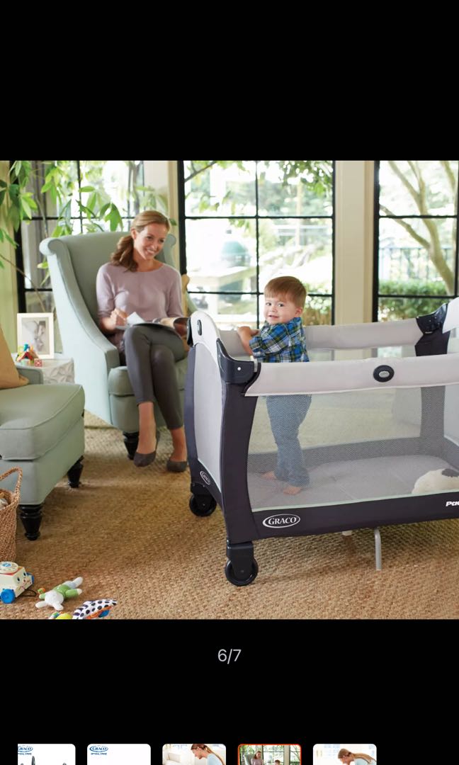 Graco Pack and Play reversible napper and changer, Babies & Kids