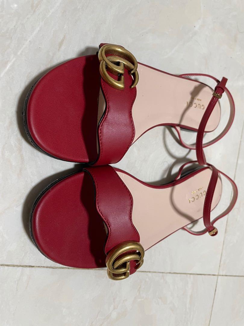 Gucci flats sandals Authentic