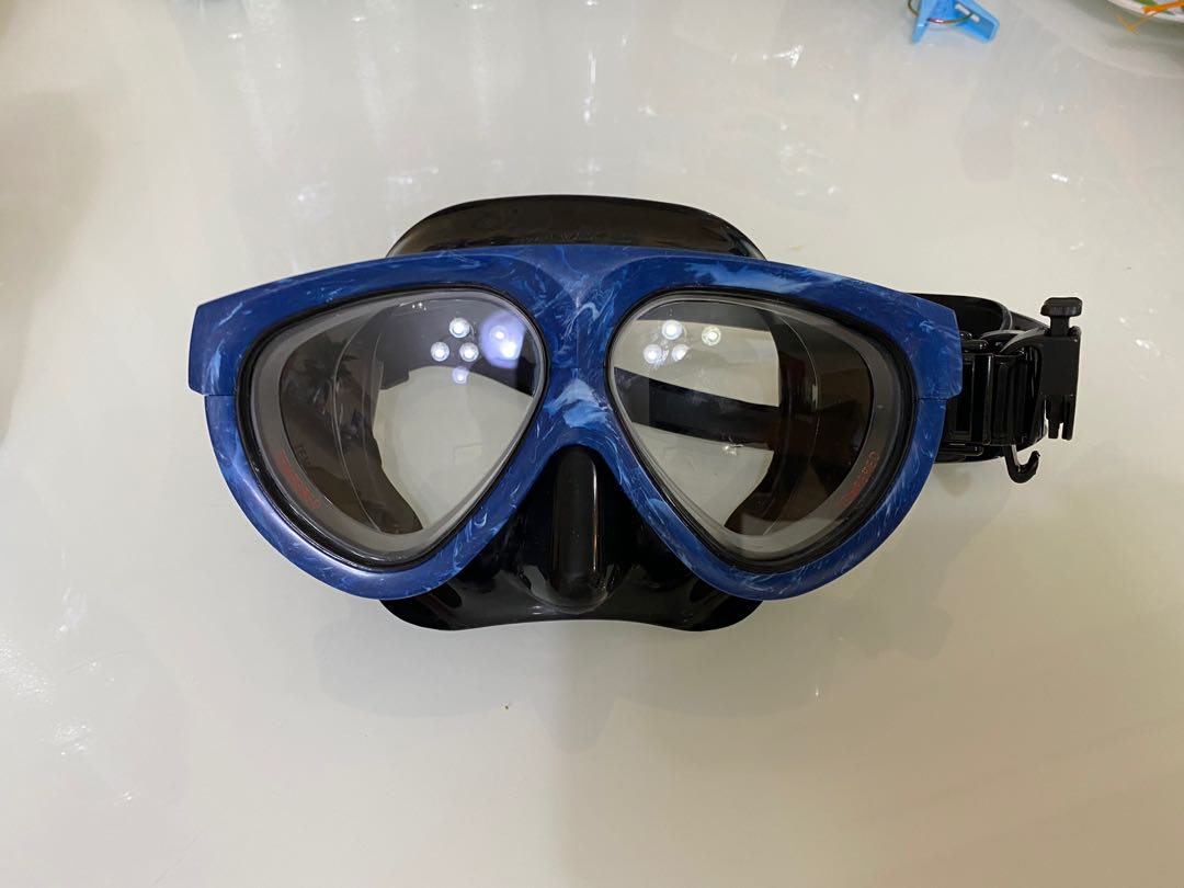 Gull Mantis 5 潛水面鏡 Camo Blue 連200度近視鏡片加鏡帶墊 運動產品 運動與體育 運動與體育 水上活動 Carousell