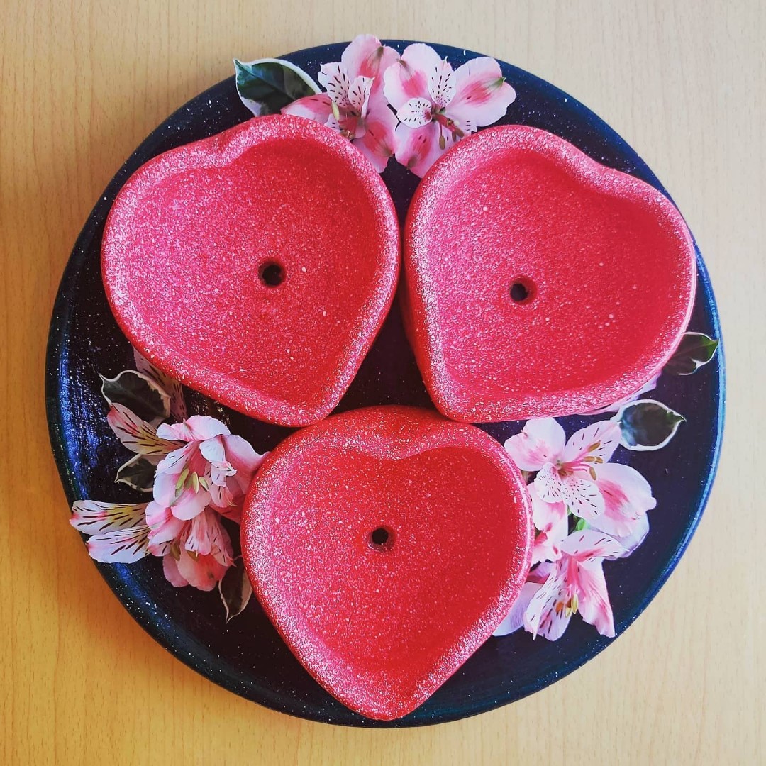 Heart pots for plants set of 3 with catch plate, Furniture & Home