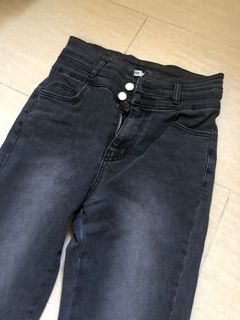（分類：）位於 。 由 stoningaway 提交（商品編號 1124184688，圖片 1）。簡介： 。