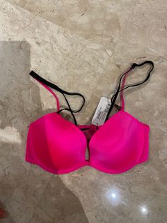 (Category: ) located in . Submitted by pheromonium (Listing ID 1124143439, Image 1). Description: .