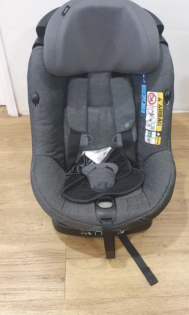 Politiek Marco Polo Duizeligheid Maxi Cosi AxissFix baby car seat, Babies & Kids, Going Out, Car Seats on  Carousell