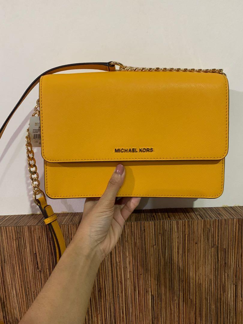 Michael Kors crossbody large daniela gusset bag Women s Fashion