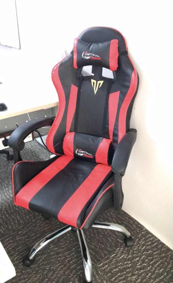 Racing Chair with Ergonomic Backrest