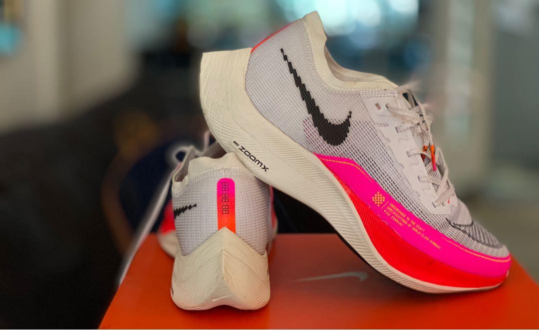 Nike zoomx vaporfly next 43 online