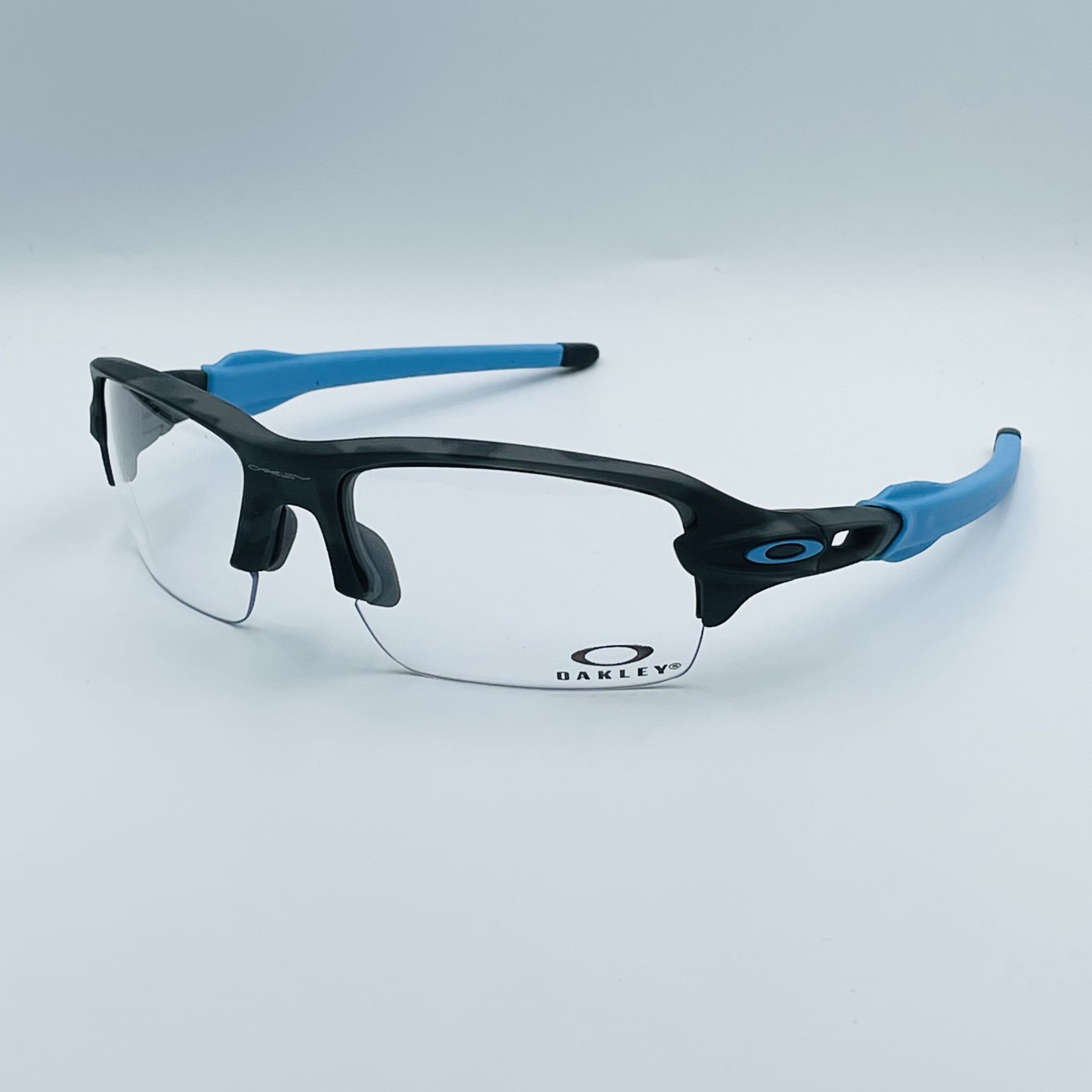 Oakley flak xs size hotsell
