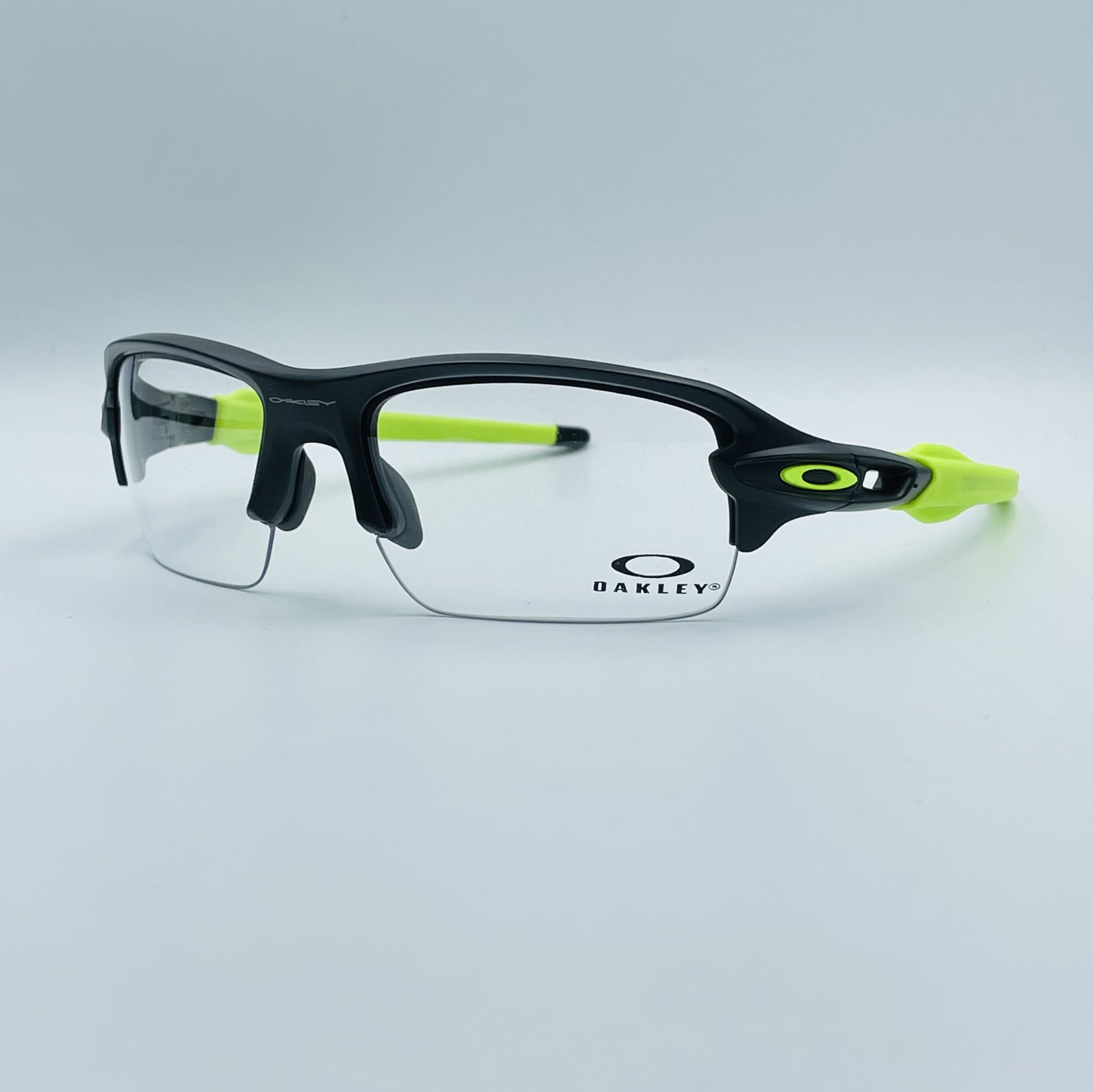 Oakley flak xs size hotsell
