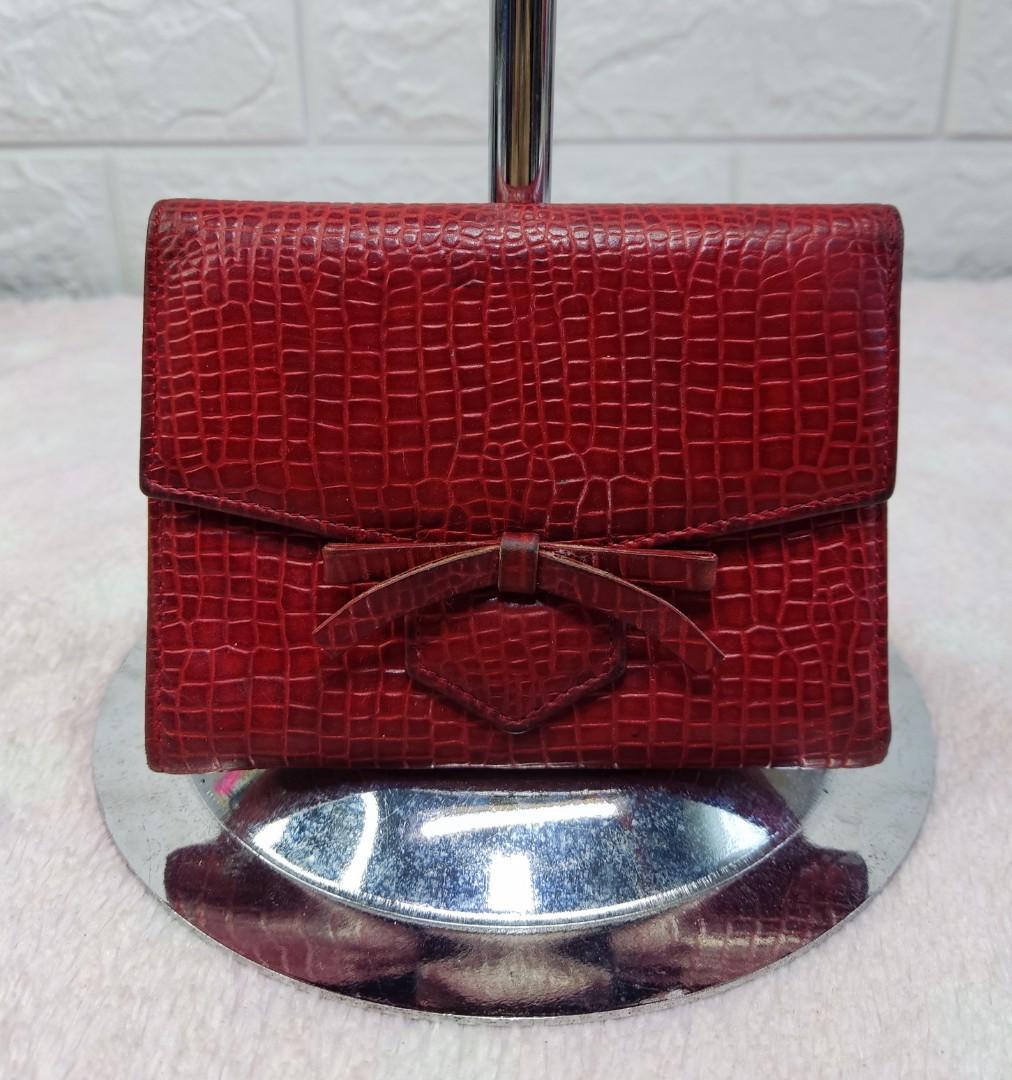 Original Emporio Armani Wallet, Women's Fashion, Bags & Wallets, Wallets &  Card holders on Carousell