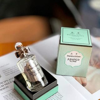 (Category: ) located in . Submitted by regentperfumes (Listing ID 1124206418, Image 1). Description: .