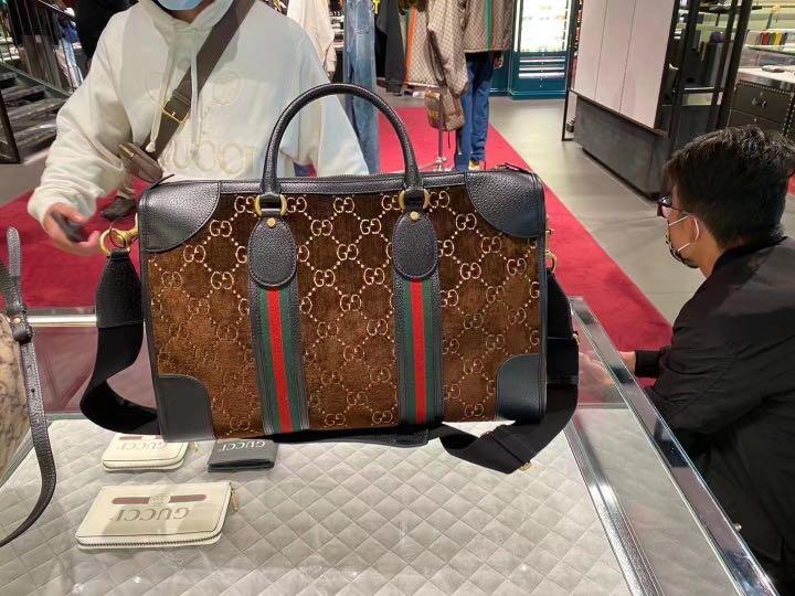 Gucci velvet store duffle bag
