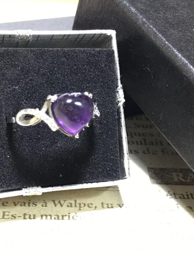 Purple quartz top ring