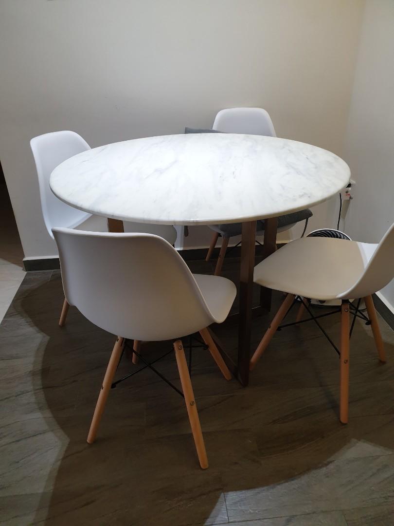 Round marble table with rose gold legs + 4 chairs, Furniture & Home