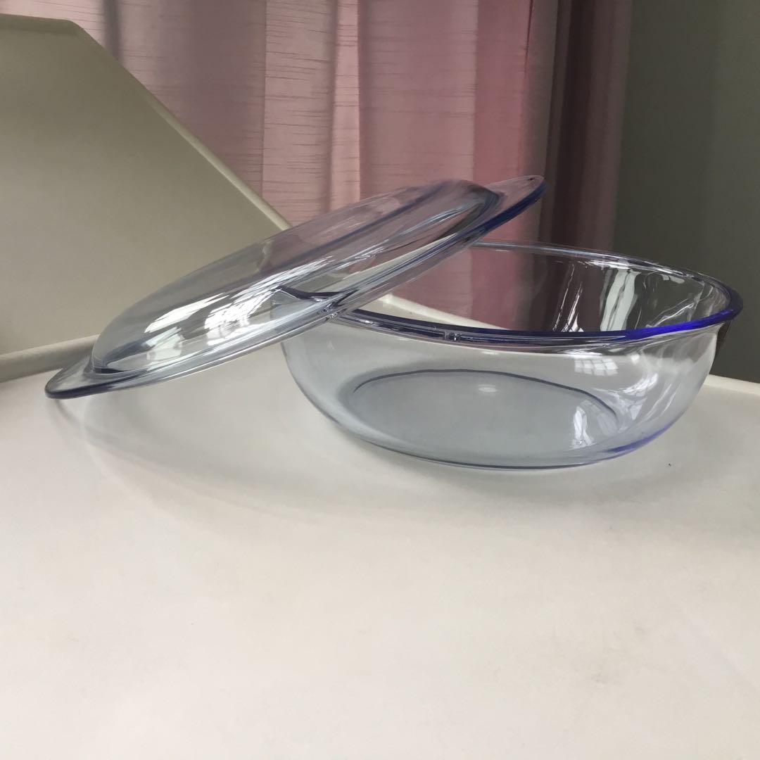 Royal Doulton bakeware 1.5L, Furniture & Home Living, Kitchenware