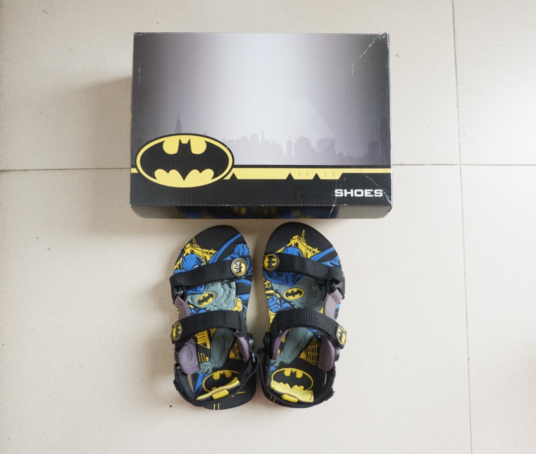 Sepatu Sandal Anak Batman, Bayi & Anak, Lainnya Di Carousell