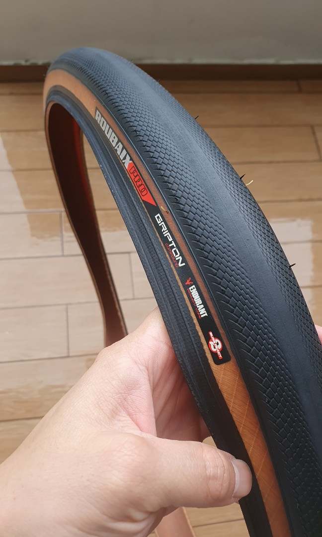 Specialized roubaix pro 2bliss hot sale 700c tire