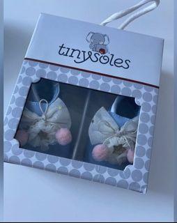 Tiny soles baby shoes