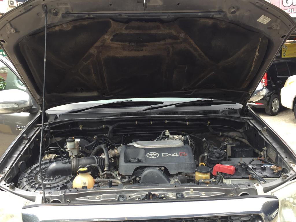 Toyota Hilux double cap 2010, Cars, Cars for Sale on Carousell