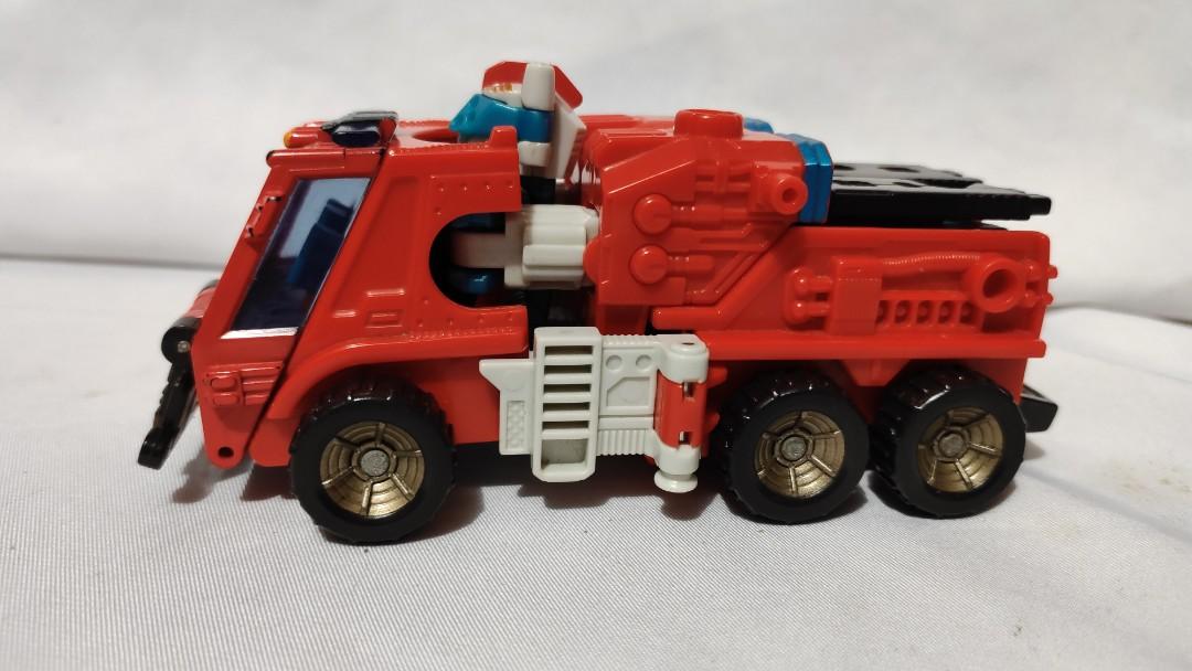 Hasbro takara 2003 hot sale transformer
