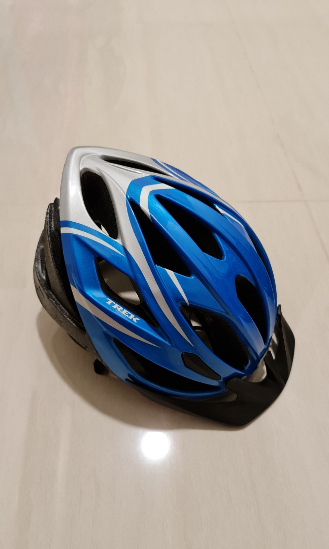 TREK Vapor Bicycle Helmet, Sports Equipment, Bicycles & Parts, Parts