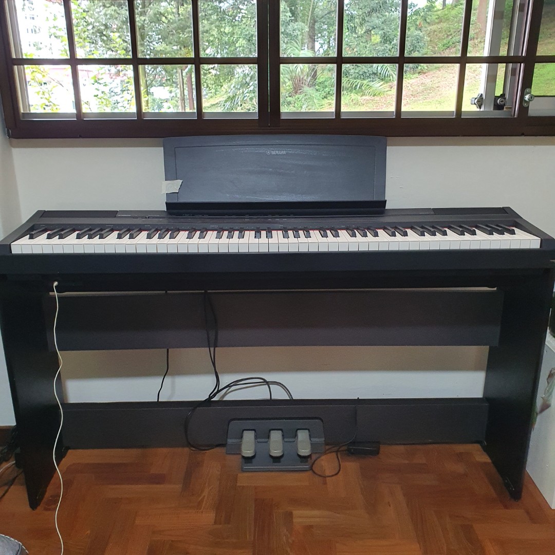 Yamaha P105 digital piano, Hobbies & Toys, Music & Media, Musical