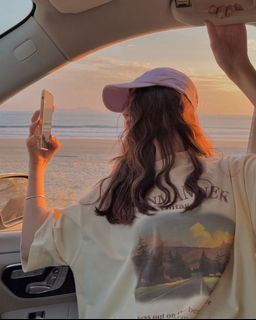 oversized tees Collection item 1