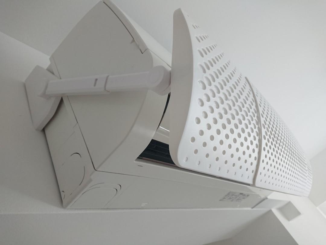 Airconditioner Aircon Wind Deflector Divert Windshield Adjustable BNIB