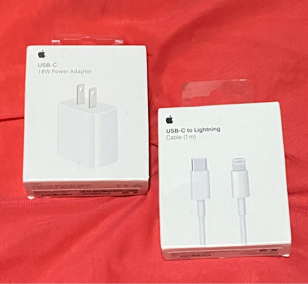 Apple iPhone Charger 18 watts adapter and Usb c to Lightning cable