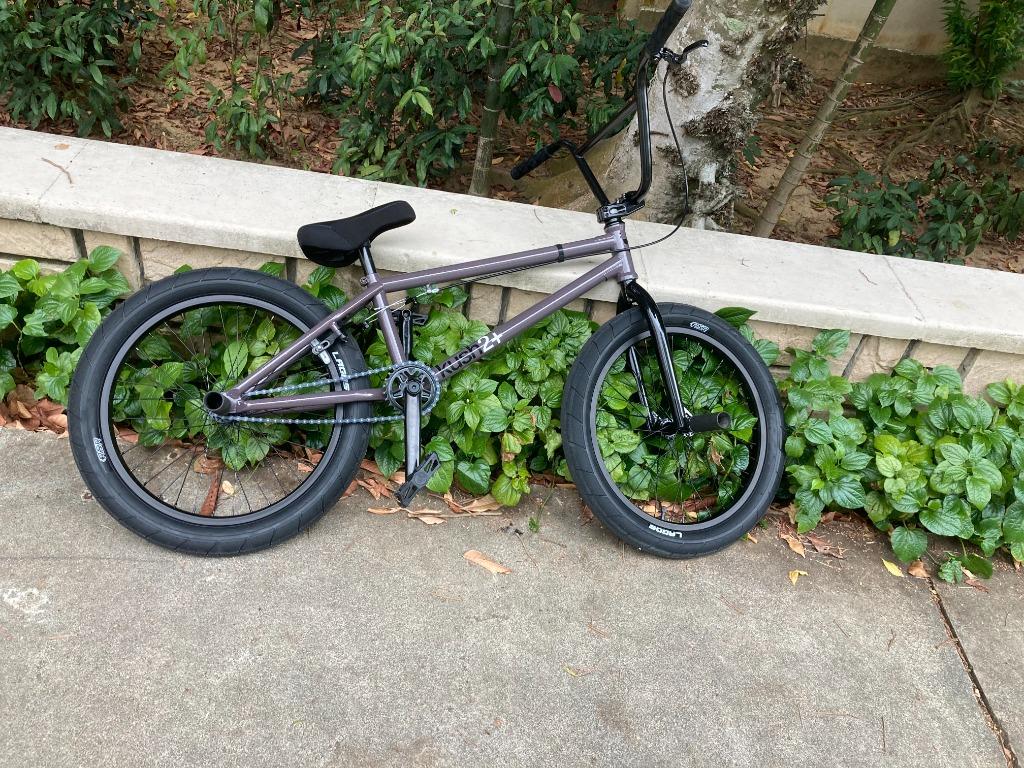 Mafia bike stunt pegs sales
