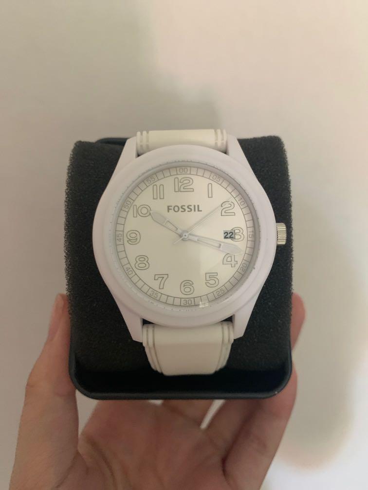 White fossil watch online