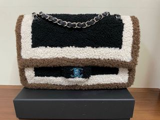 （分類：）位於 。 由 baybi 提交（商品編號 1124407905，圖片 1）。簡介： 。