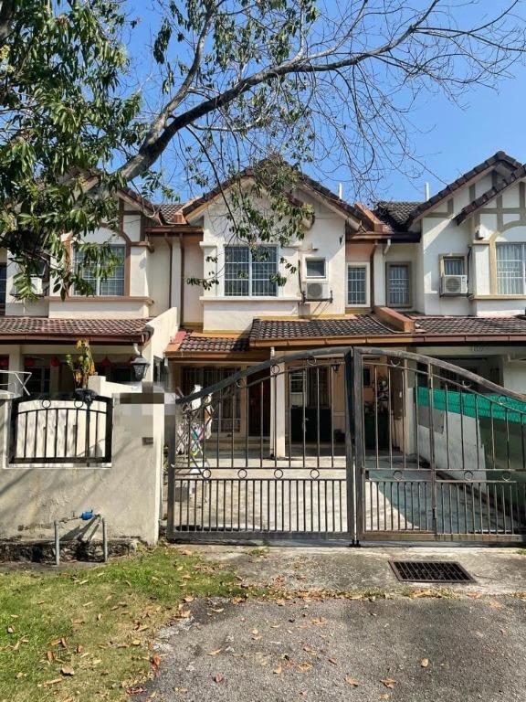 FOR SALE 2 Storey Terrace Putra Heights Subang Jaya Selangor 