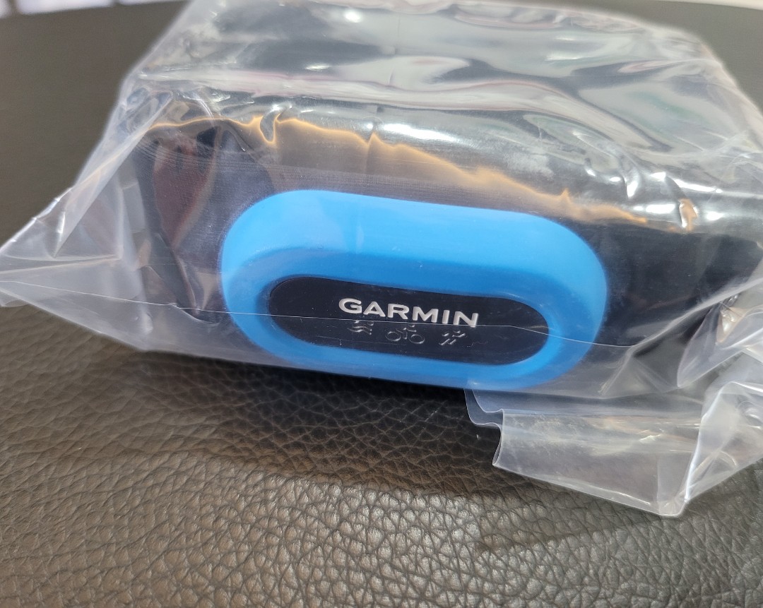 Garmin hrm tri heart rate monitor, Mobile Phones & Gadgets, Wearables