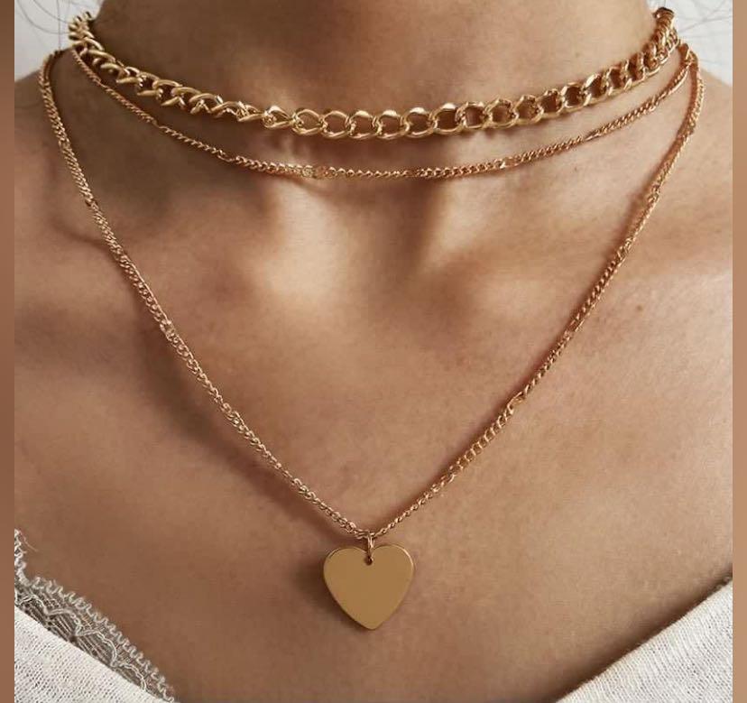Chain choker top with lock