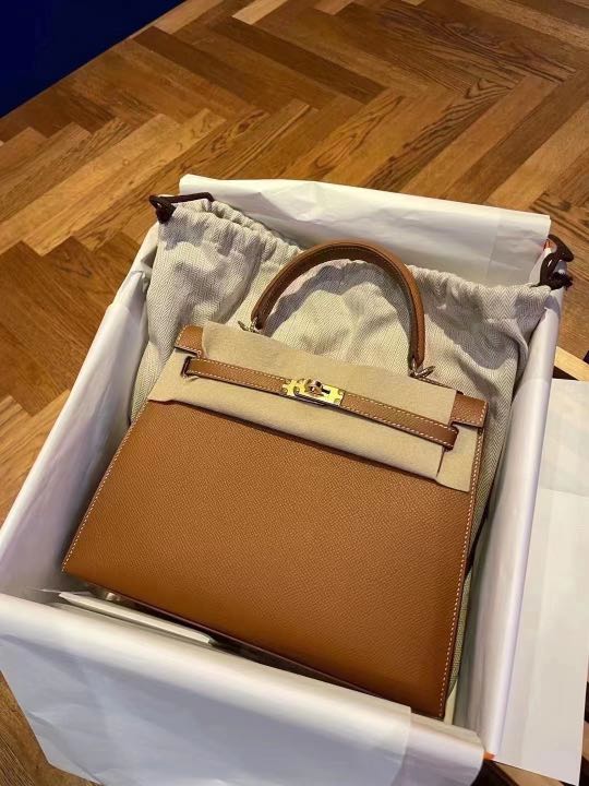 NEW Hermes Cargo Birkin 25 Gold Toile Swift Phw, Luxury, Bags & Wallets on  Carousell