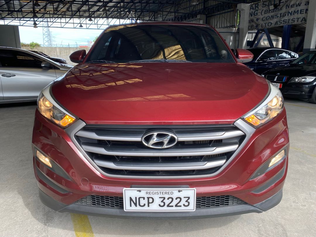 Hyundai Tucson 2.0 CRDi (A) (Category: Used Cars) located in San Fernando. Submitted by gozuncarspampanga (Listing ID 1124334366, Image 2). Description: 2017 Hyundai Tucson Diesel Automatic. 2.0L, 4 cylinder turbo Diesel engine. Automatic transmission. 1st owned, absolutely nothing to fix. 5 Seating capacity, fabric seats. Equipped with key-less entry system. Equipped with safety air-bags system. Efficient, durable and reliable SUV. GRAB THE BEST