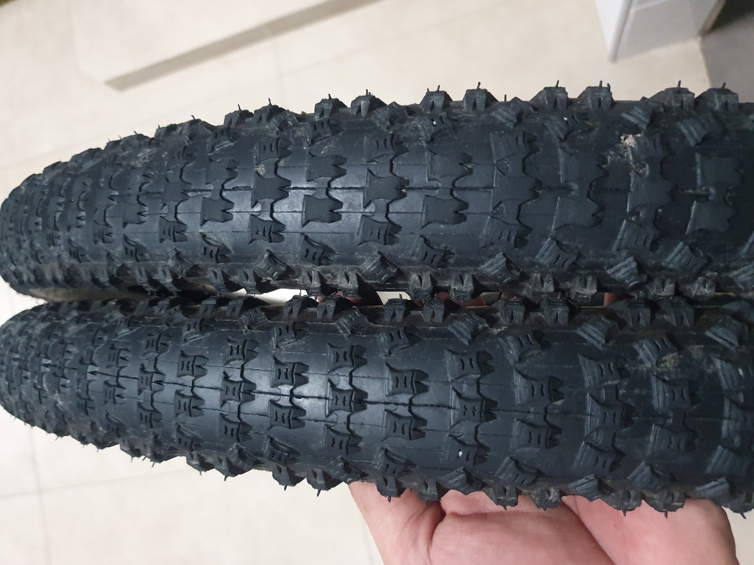 Kenda Slant Six Elite 29 x 2.20 tires 