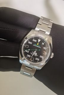 (Category: ) located in . Submitted by eans.watches (Listing ID 1124383021, Image 1). Description: .