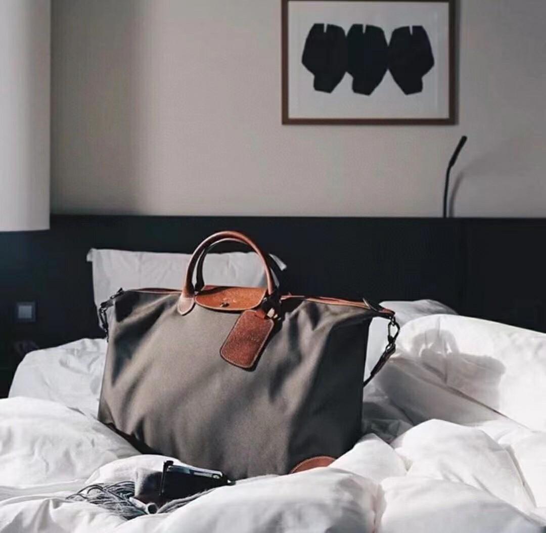 longchamp boxford large