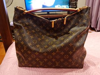 (Category: ) located in . Submitted by kategc (Listing ID 1124446979, Image 1). Description: .