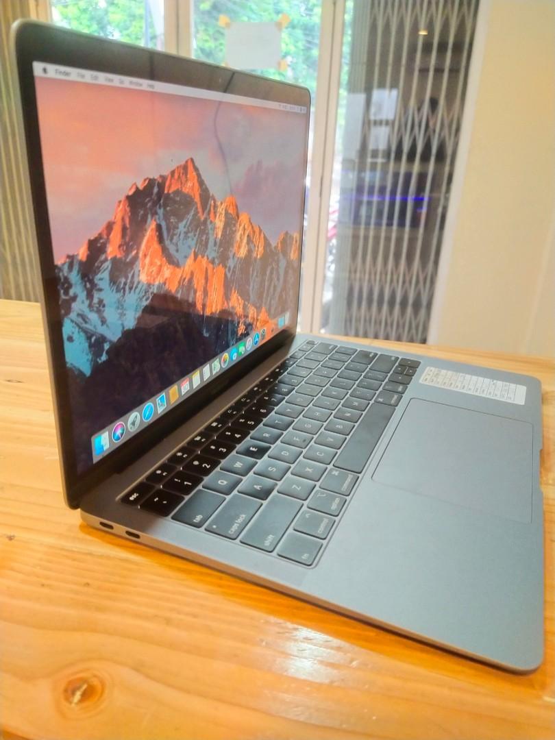 トランプ前米大統領 3-inch, (Retina Air MacBook 2020) 512 i5 ノートPC