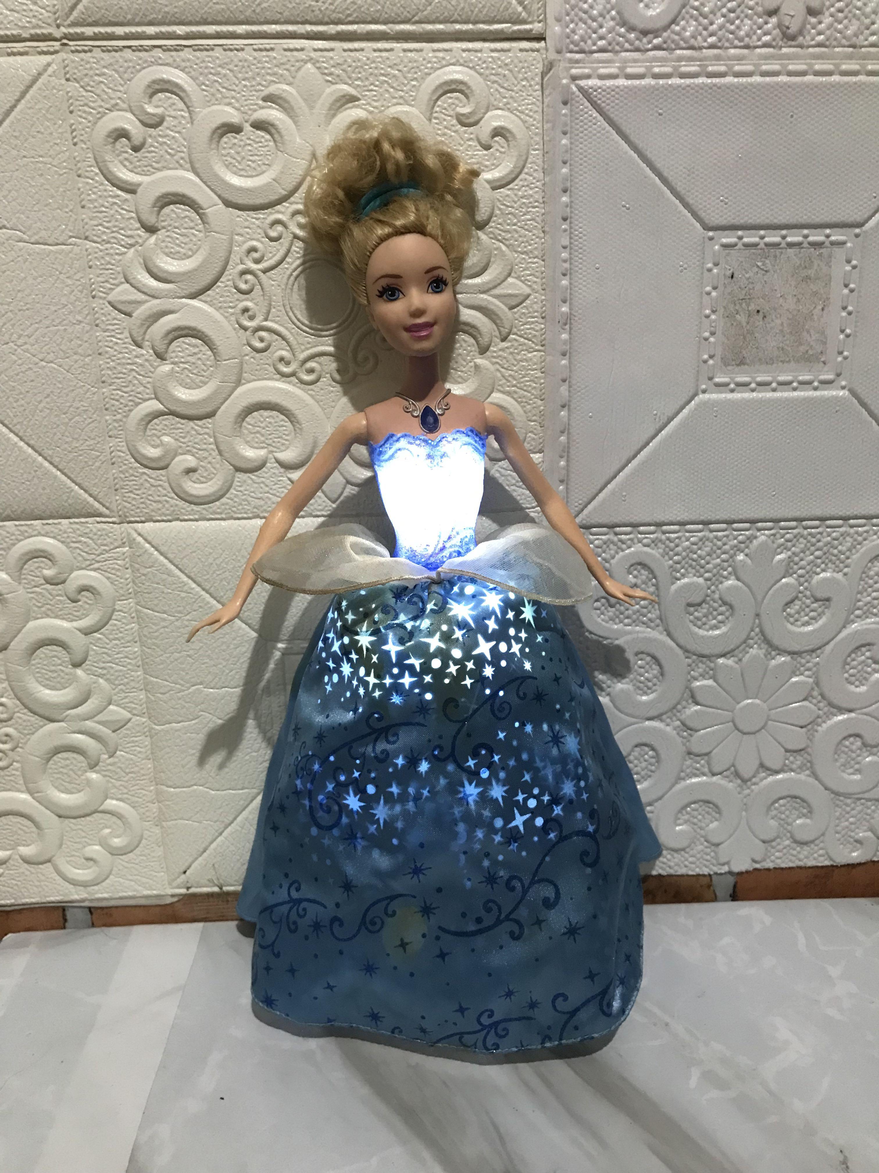 Mattel Disney Cinderella Barbie doll swirling lights sounds