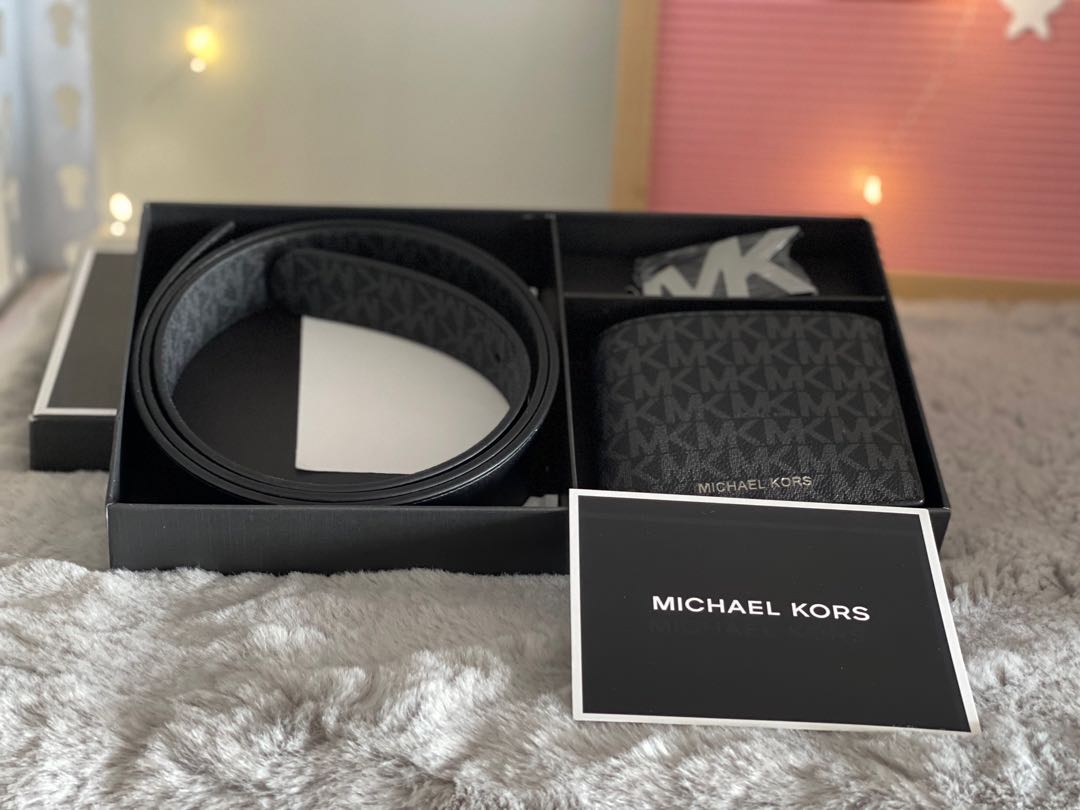 Mk outlet belt wallet